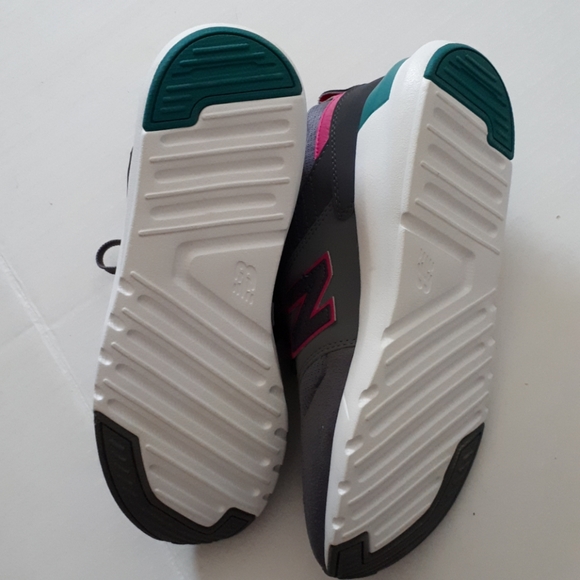 New Balance Comfort Insert Sneakers 009 - Picture 7 of 8